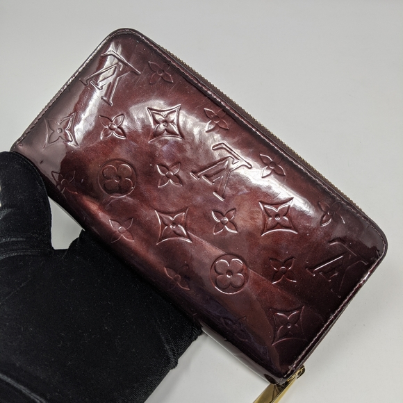Louis Vuitton Monogram Vernis amaranth wallet zip - Picture 2 of 15